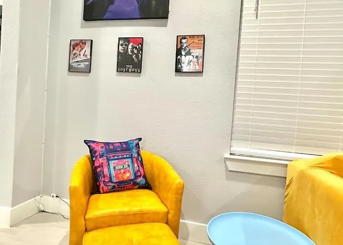 Cinemaarcadebabyproofedsleeps7downtownfortworth